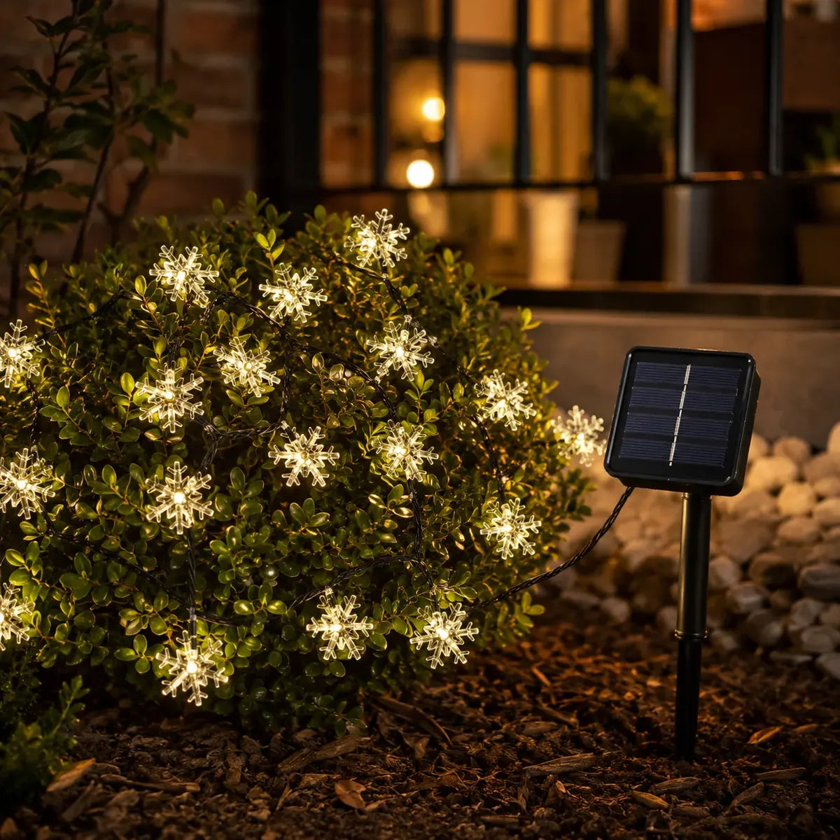 Guirnalda Solar Copos de Nieve 5 m con 20 LED Cálidos para Navidad