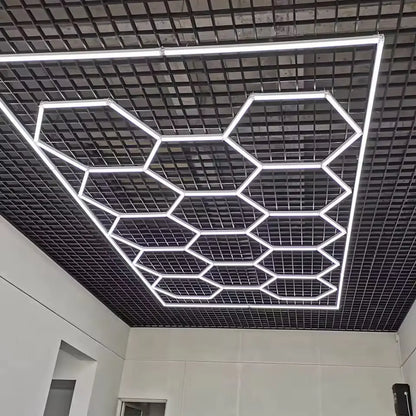 Lámpara LED Hexagonal 192 W 6500 K para Taller y Barbería