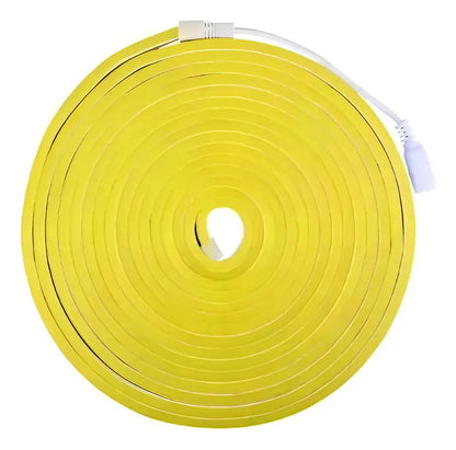 Cinta neón LED amarilla enrollada con conector de 12 V