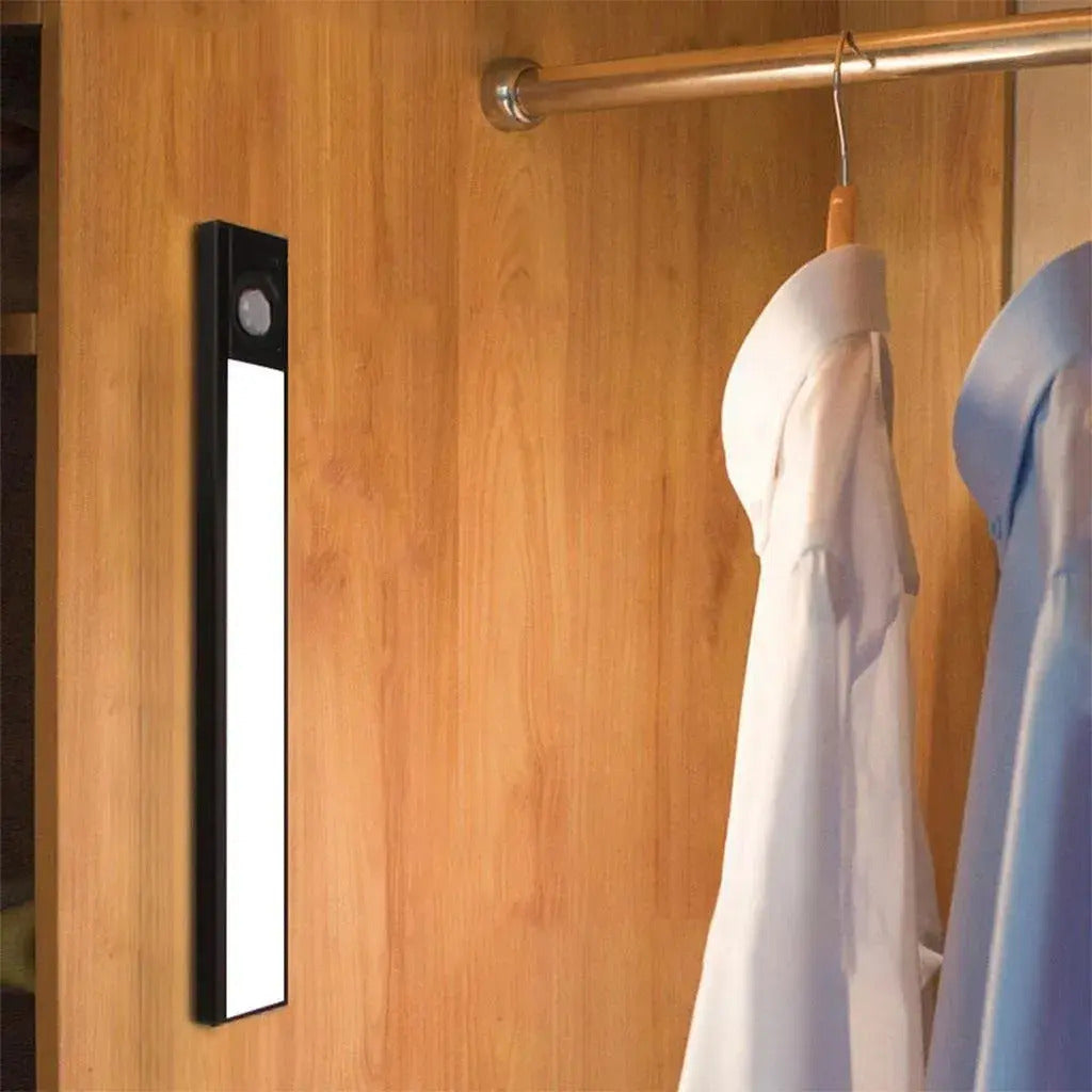 Luz Led 30cm Sensor Movimiento Para Clóset Y Armario