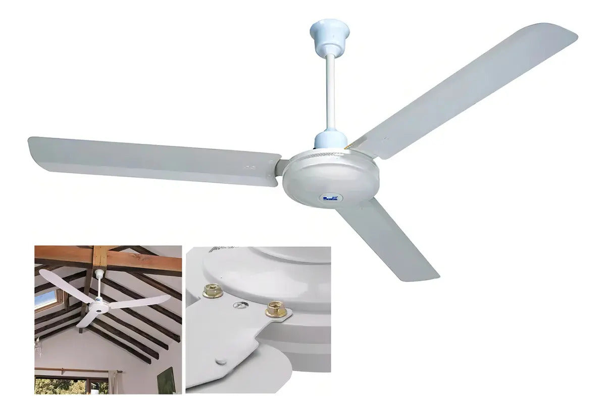 Ventilador de techo blanco de tres aspas instalado en interior