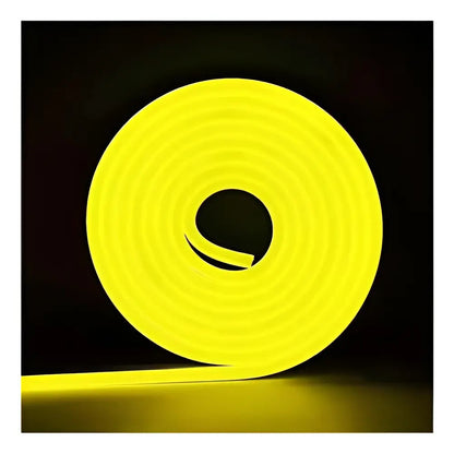 Cinta neón LED amarillo limón encendida con luz uniforme